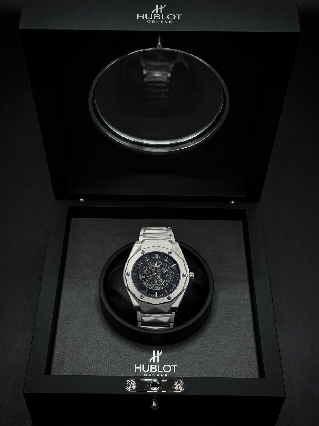 Hublot Cut Rotating Back (Swiss like)