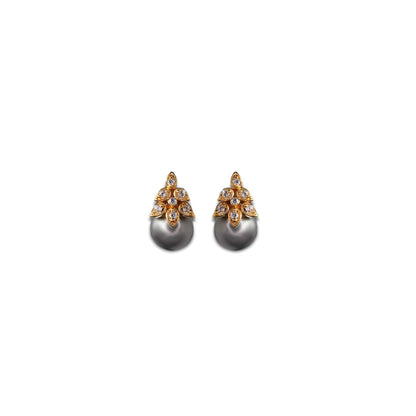 Dripping Grey Pearls