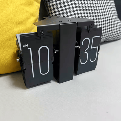 Mechanical Retro Flip Clock