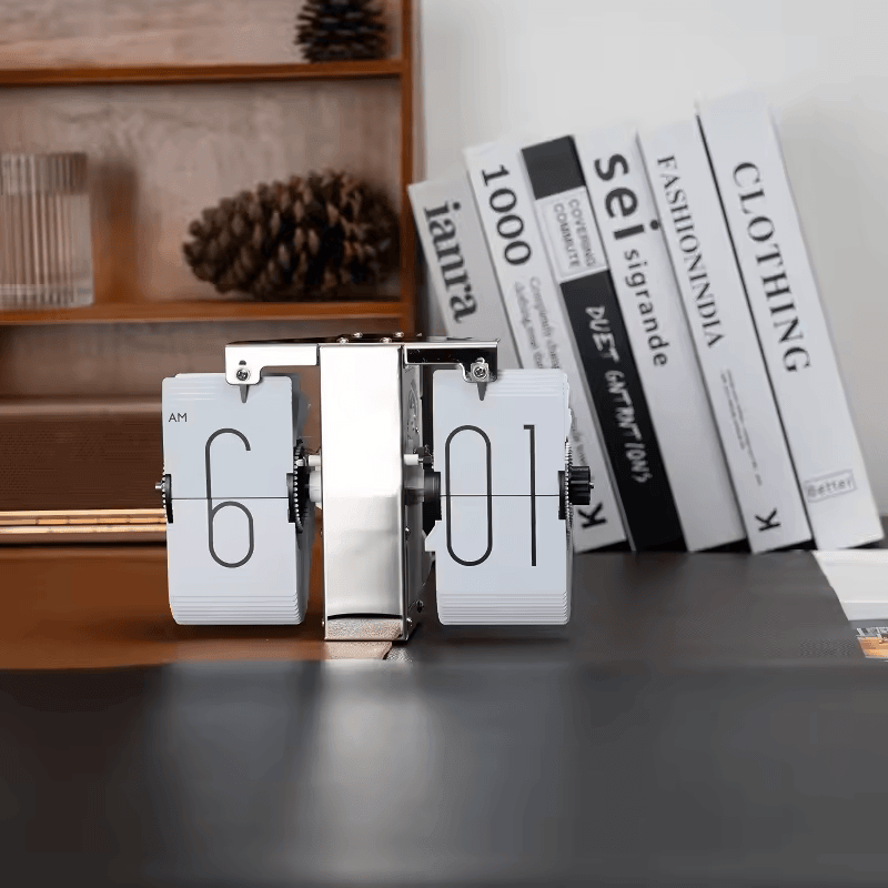 Mechanical Retro Flip Clock